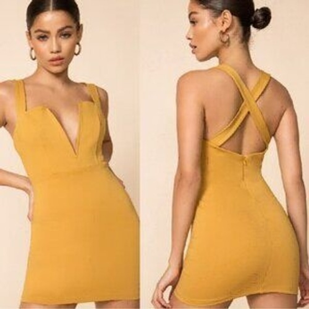 Superdown Dress Women Medium Mustard Yellow Deep V Neck Criss Cross Mini Bodycon